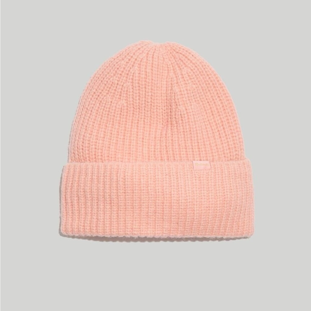 NWT Madewell Alpaca-Blend Cuffed Beanie in the color Faded Coral
